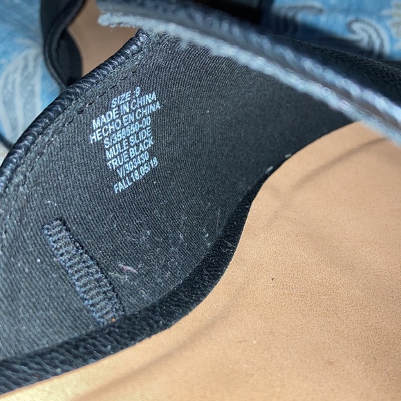 Gap Black Mules - Picture 3 of 4